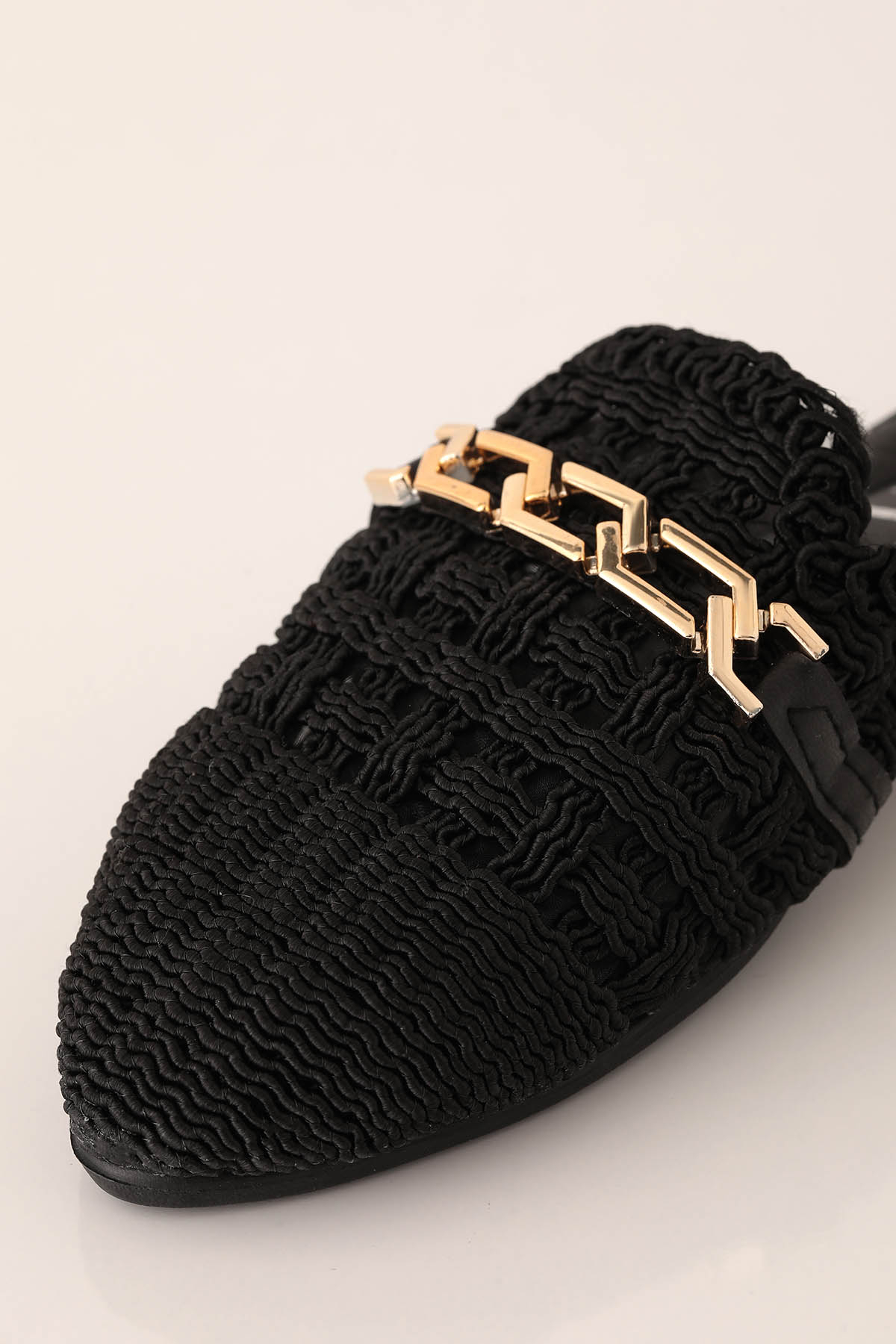 Zincir Detay Hasır Terlik - 7030 Siyah - 7