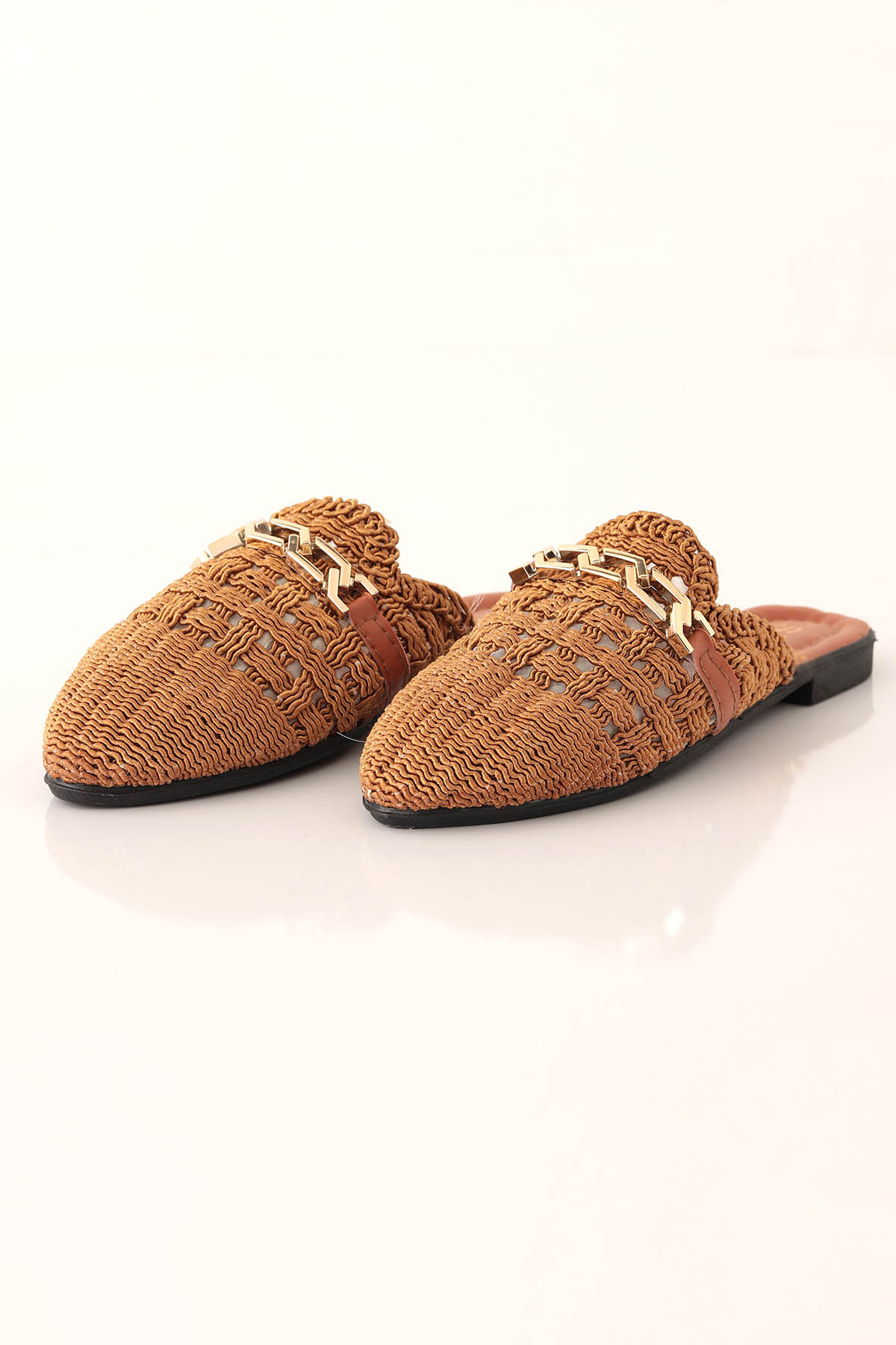 Zincir Detay Hasır Terlik - 7030 Taba - 2
